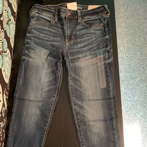 BRAND NEW SIZE 8 LONG American Eagle Jeans